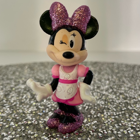 Minnie Mouse Figurine - Picture 1 of 9